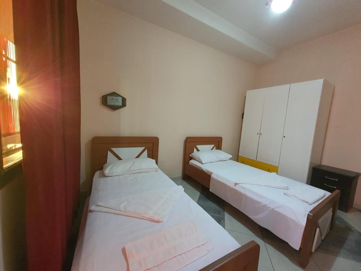 Hotel W Bush Square Fushe-Kruje ภายนอก รูปภาพ